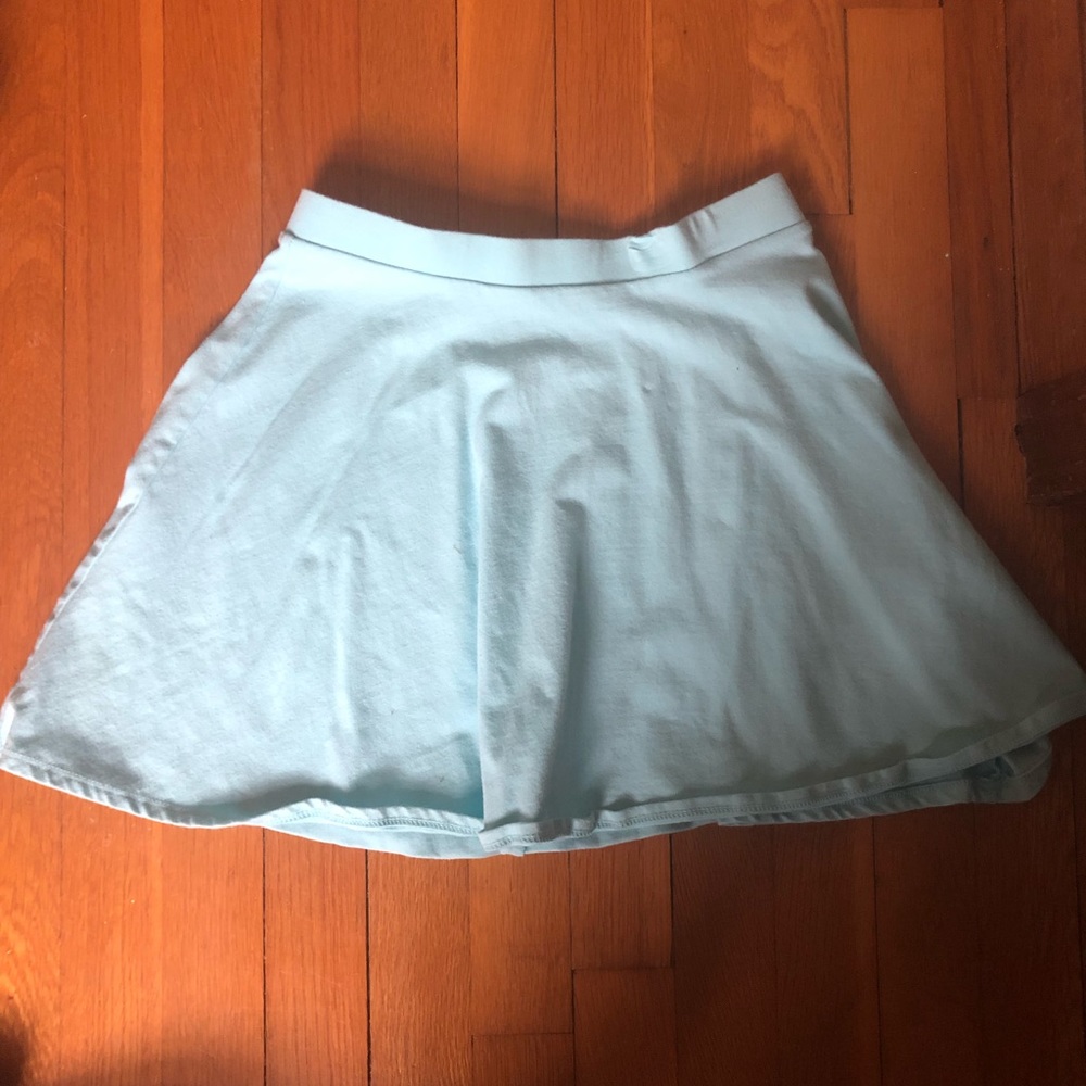 4 small mini skirts